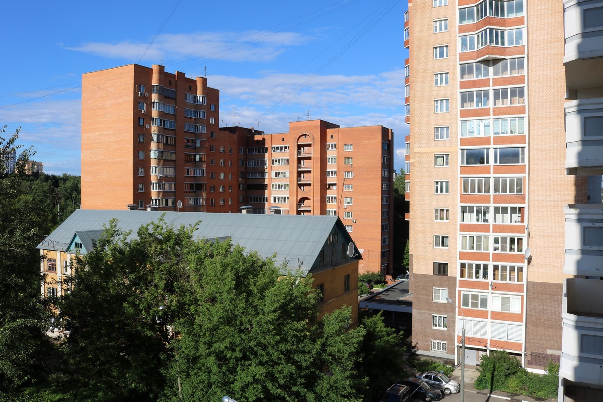 Панорамный вид на городской массив района Солнечный в Одинцово