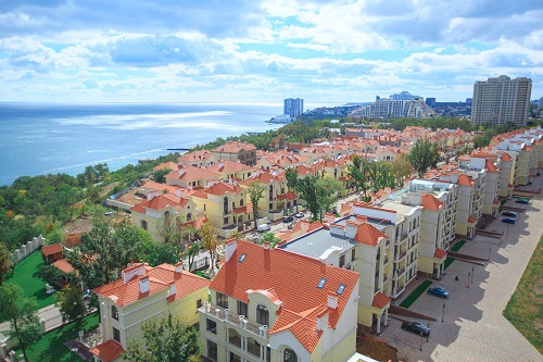 Где за границей самая дешевая недвижимость природные условия монако